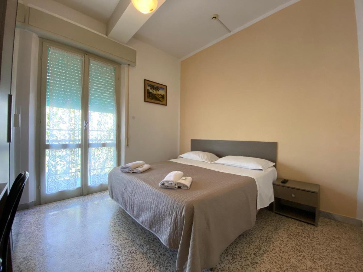 Hotel Britta ريميني المظهر الخارجي الصورة