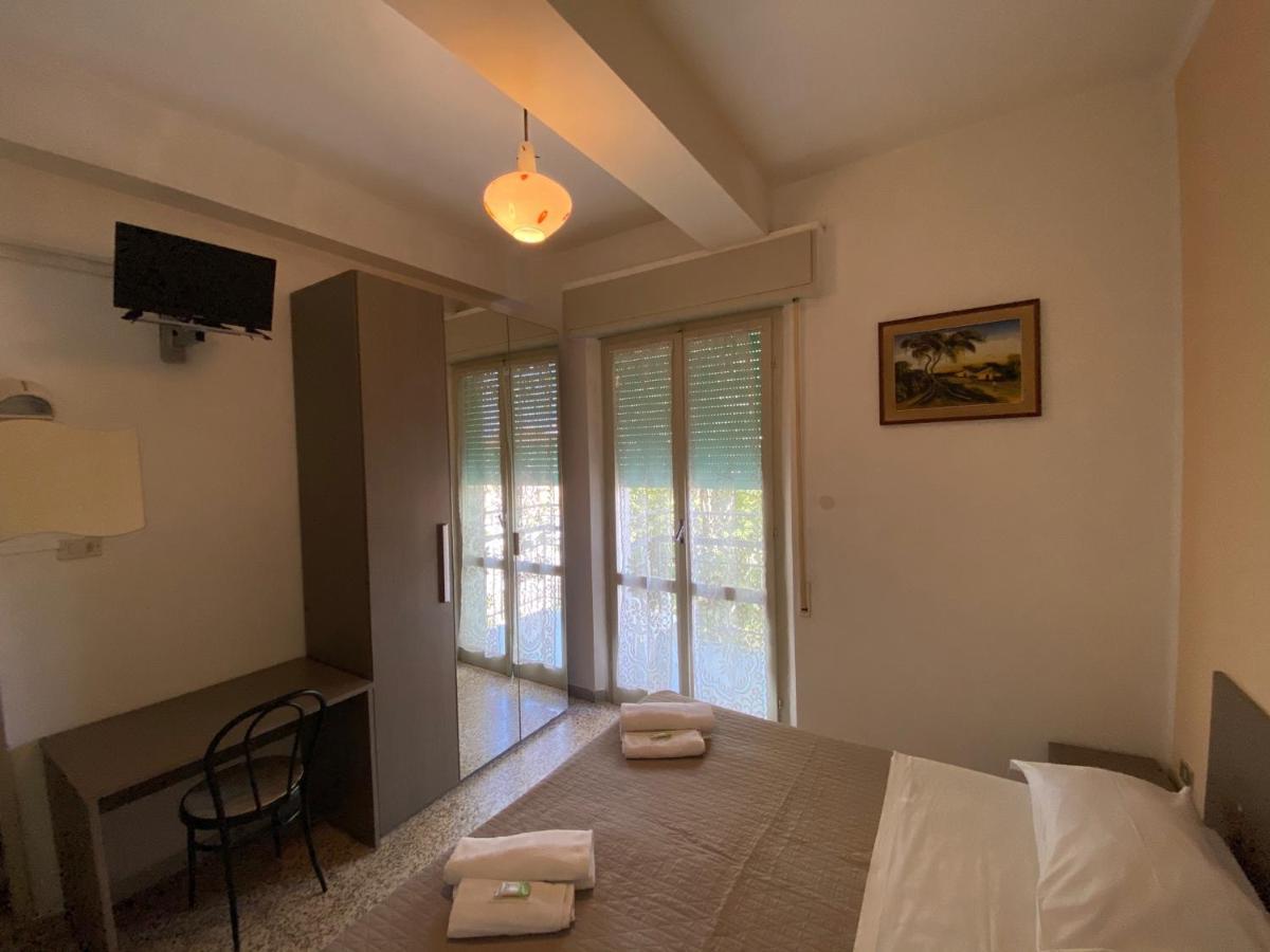 Hotel Britta ريميني المظهر الخارجي الصورة