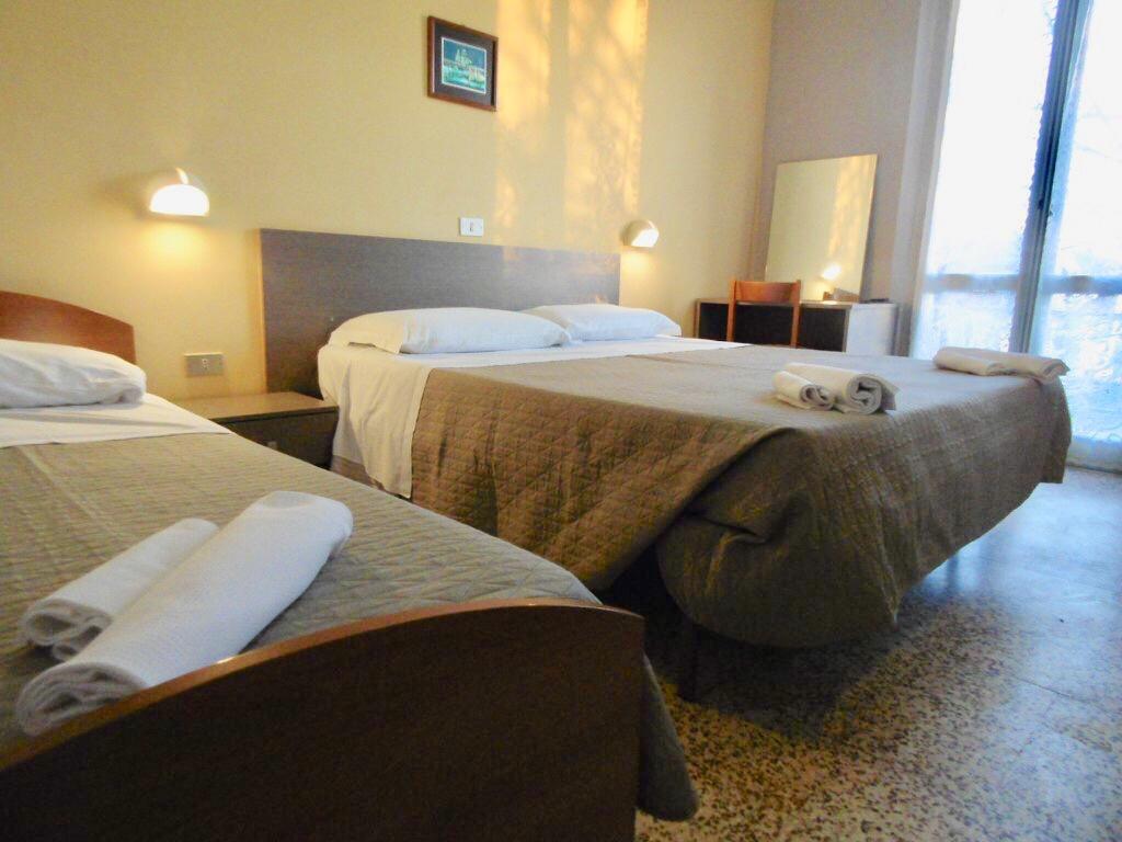 Hotel Britta ريميني المظهر الخارجي الصورة